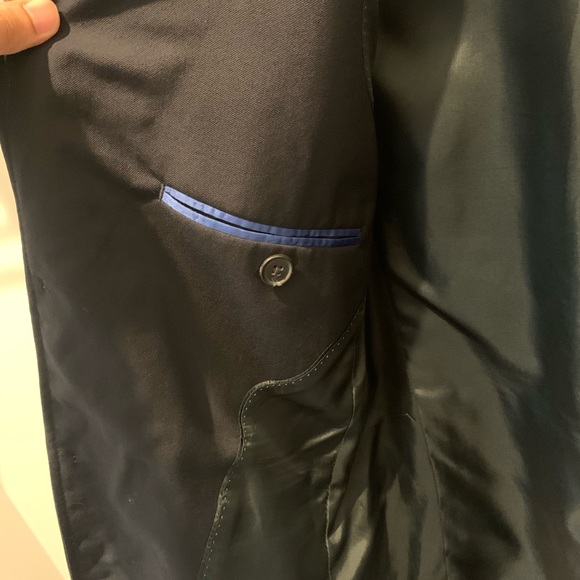 GAP Navy Blazer / Suit Jacket - 38s - Picture 4 of 10